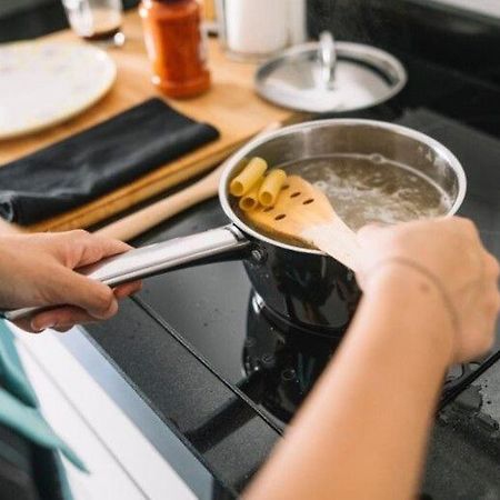 Adaro Homestay Ngabean Exteriör bild
